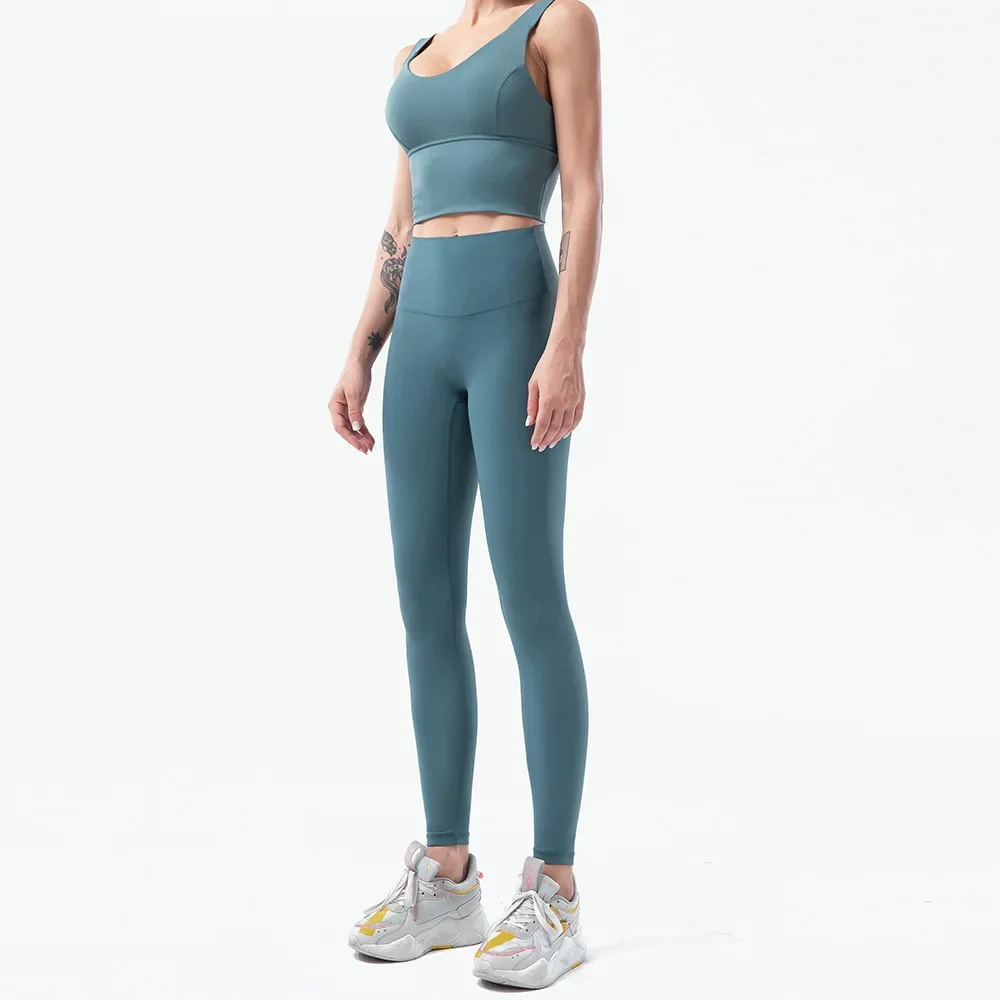 Set da yoga a sensazione nuda  - Outdoor Sport Leggings recensione e prezzo