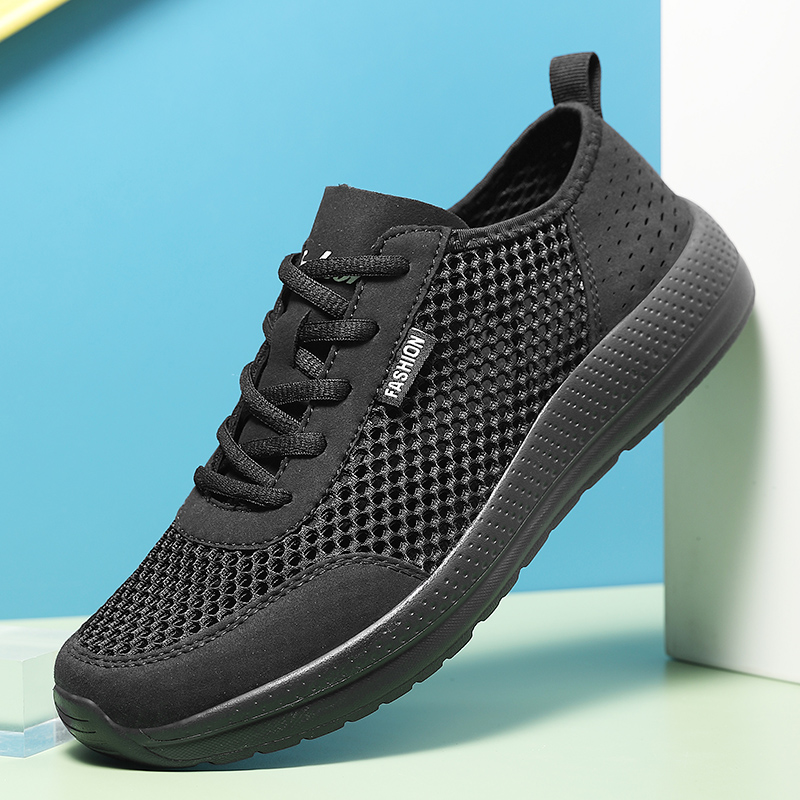 Scarpe sportive morbide da uom - Outdoor Sport With Sticks recensione e prezzo