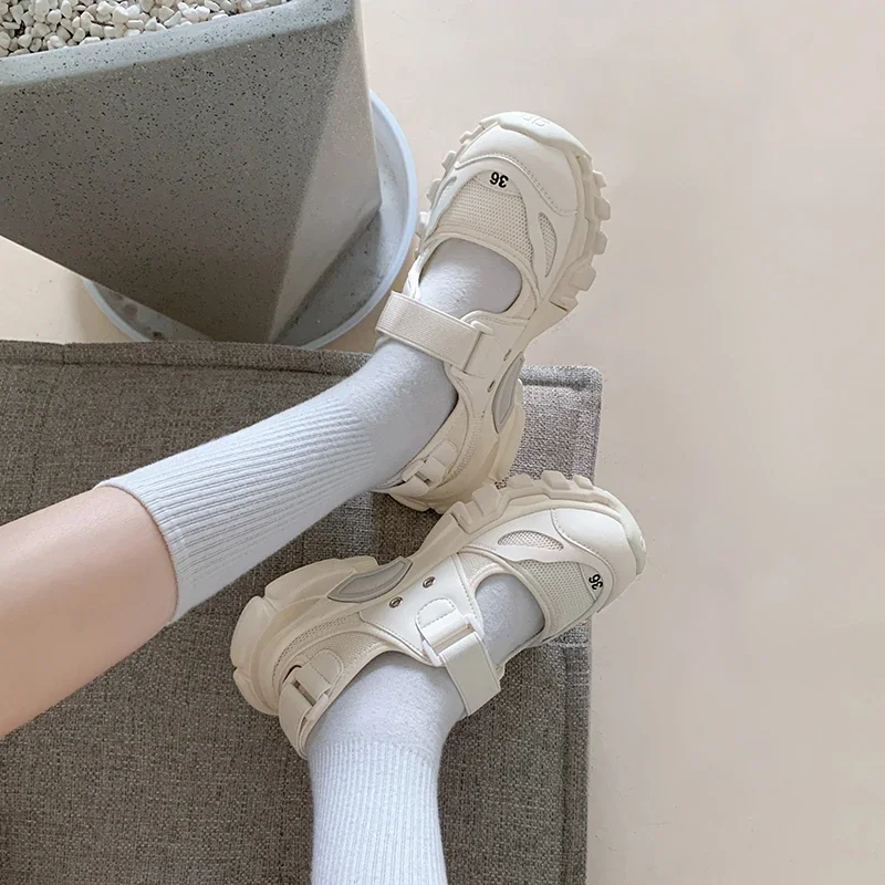 Sandali sportivi da donna con  - Outdoor Sport With Sticks recensione e prezzo