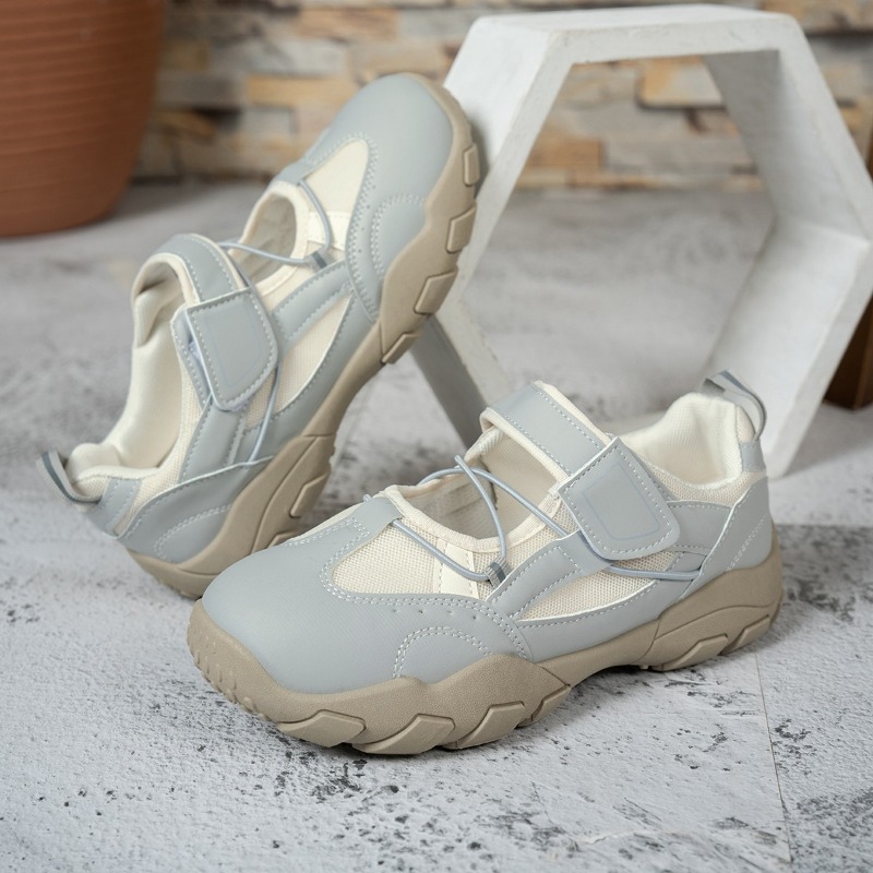 Scarpe da trekking da donna in - Outdoor Sport With Sticks recensione e prezzo
